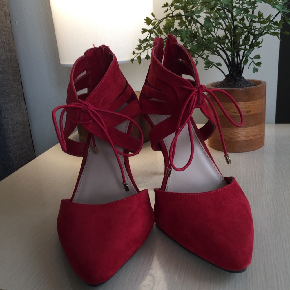 Wide fit red heels